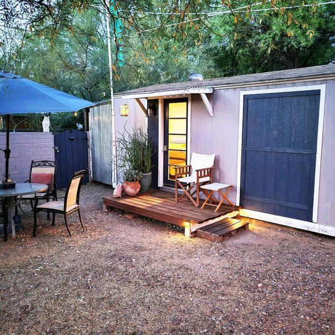 Cute Peaceful Tiny House Getaway W Backyard - Low Summer Rates! Tucson Exteriör bild